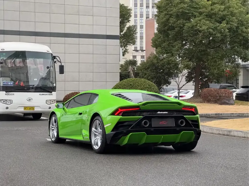 Lamborghini Huracan 2021 из CN, фото 3