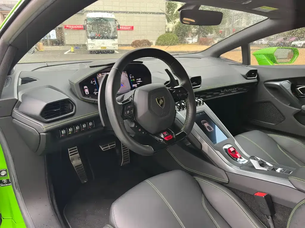 Lamborghini Huracan 2021 из CN, фото 10