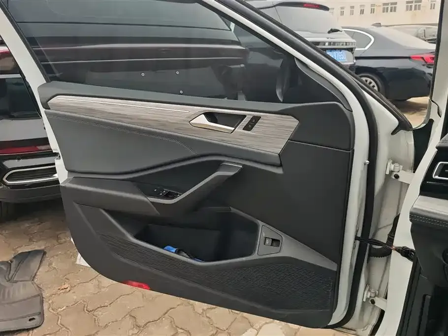 Volkswagen Sagitar 2023 из CN, фото 7