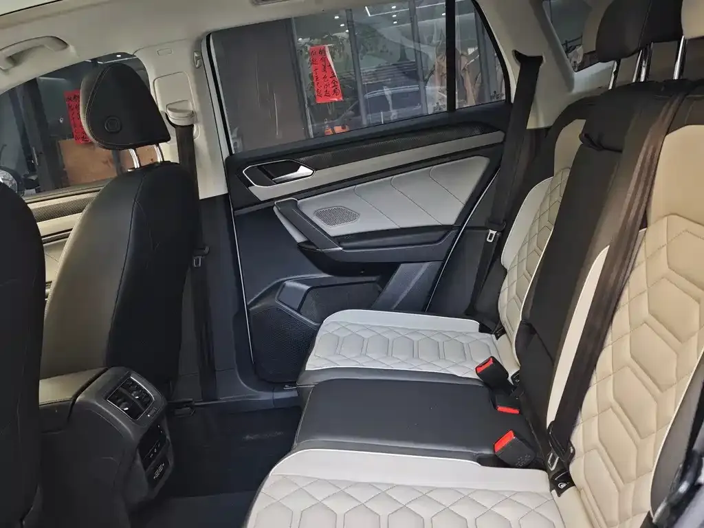 Volkswagen Tayron 2023 из CN, фото 4