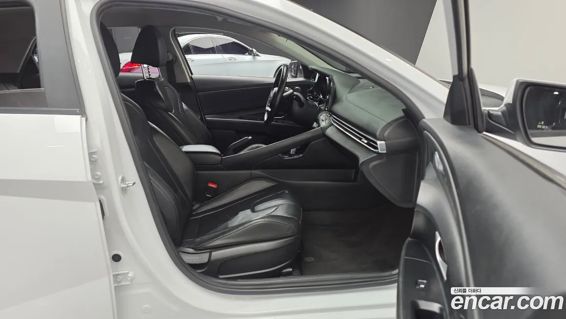 Hyundai AVANTE 2021 из KR, фото 10