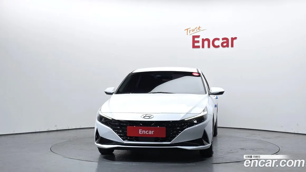 Hyundai AVANTE 2021 из KR, фото 2