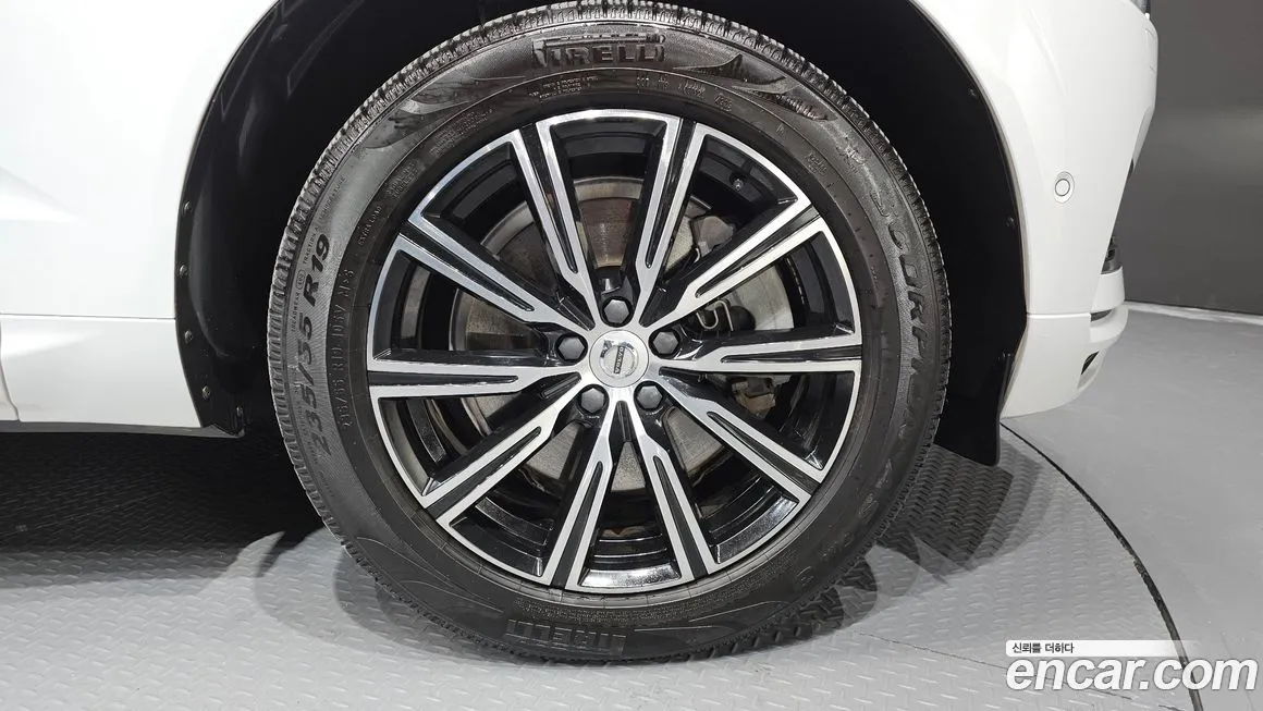 Volvo XC60 2021 из KR, фото 7