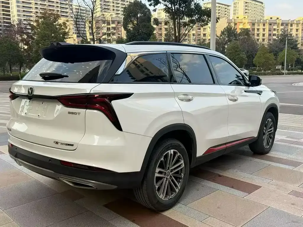 Changan CS75PLUS — фото 9