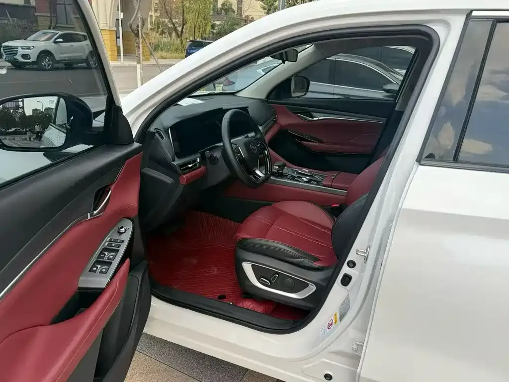 Changan CS75PLUS — фото 2