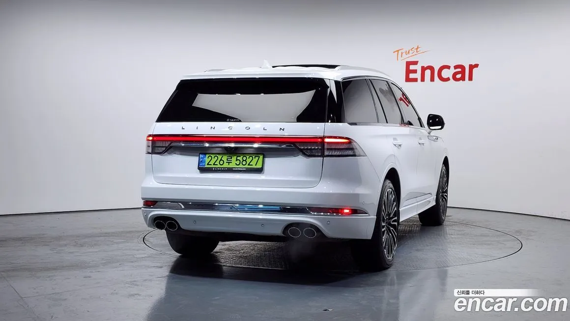 Lincoln Aviator 2023 из KR, фото 3