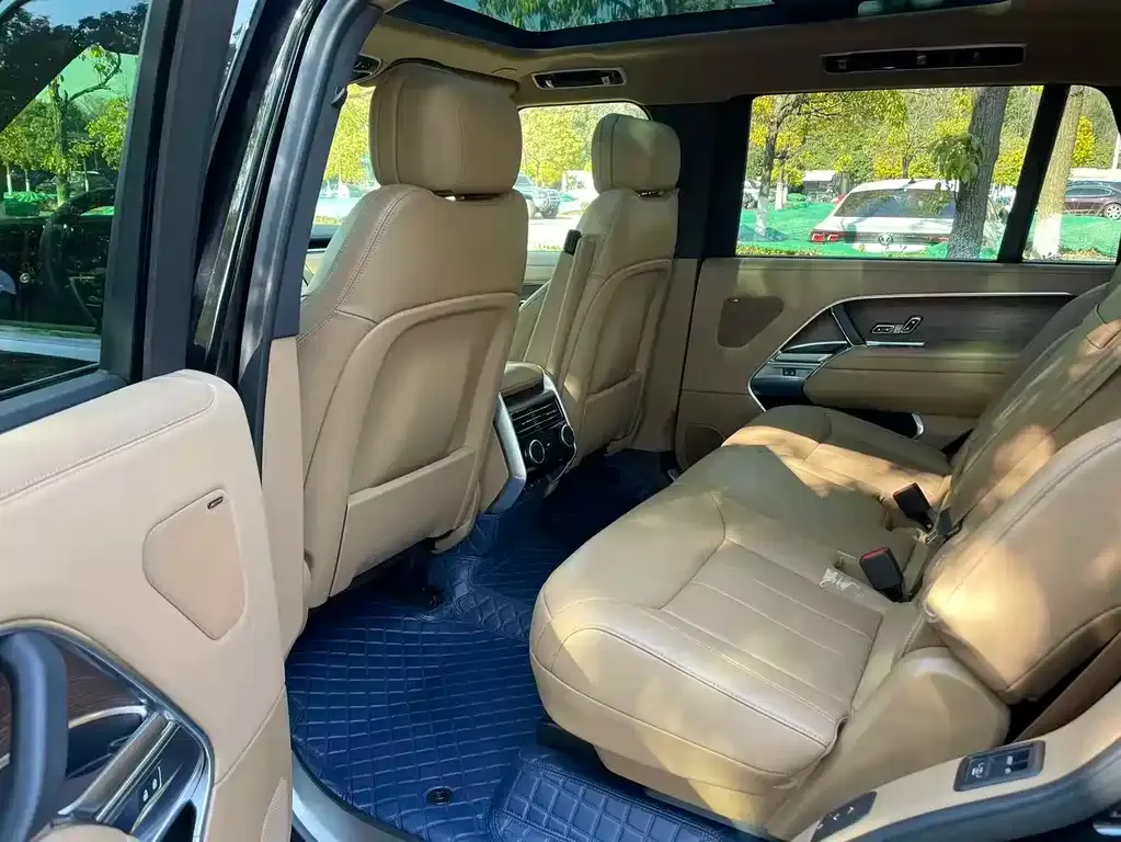 Land Rover Range Rover 2024 из CN, фото 3
