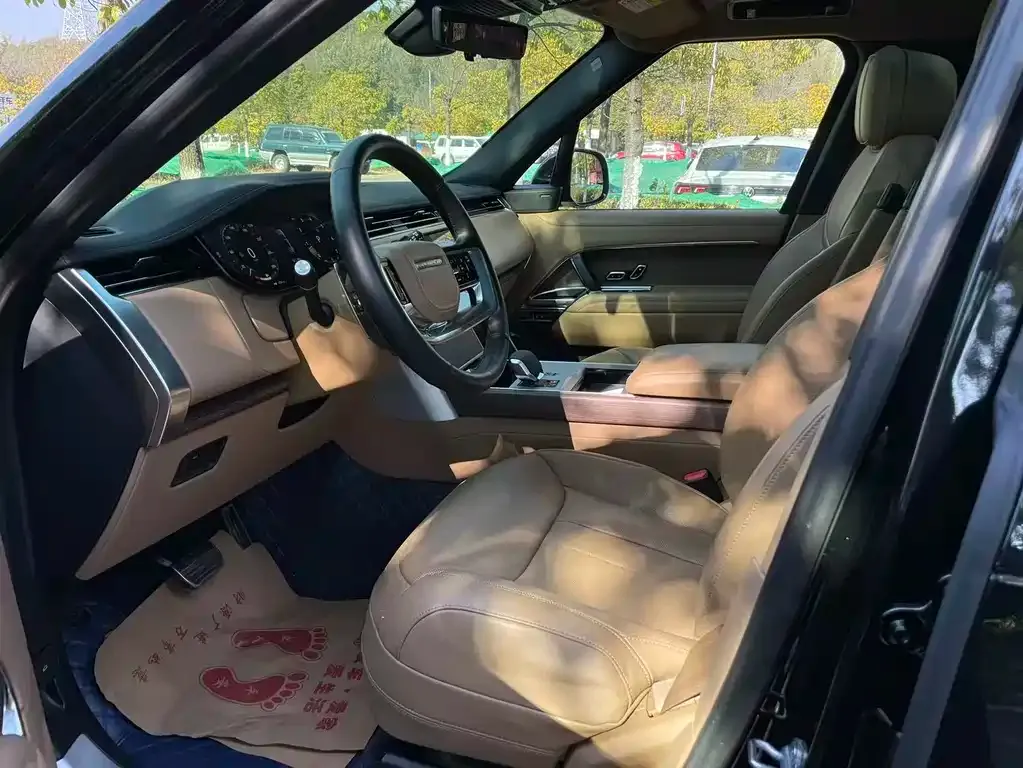 Land Rover Range Rover 2024 из CN, фото 2