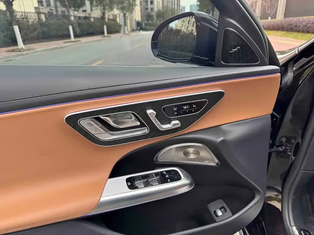Mercedes-Benz E-Class 2025 из CN, фото 9