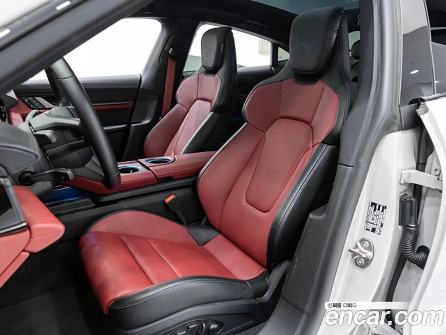 Porsche Taycan 2025 из KR, фото 3