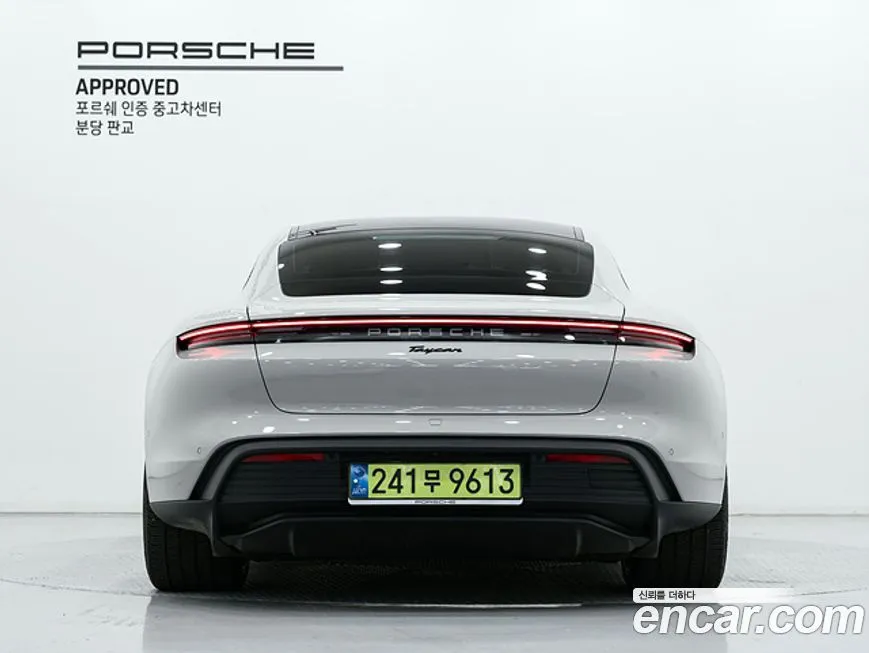 Porsche Taycan 2025 из KR, фото 4