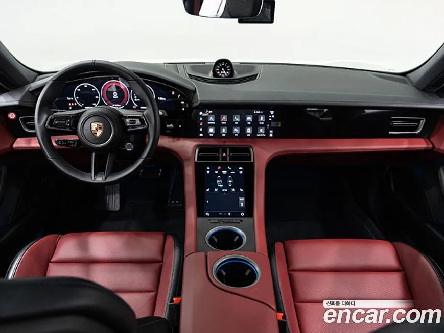 Porsche Taycan 2025 из KR, фото 10