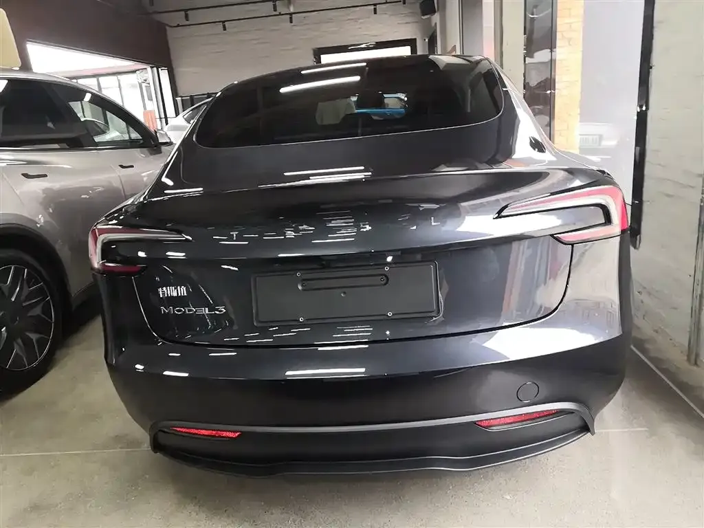 Tesla Model 3 2025 из CN, фото 7