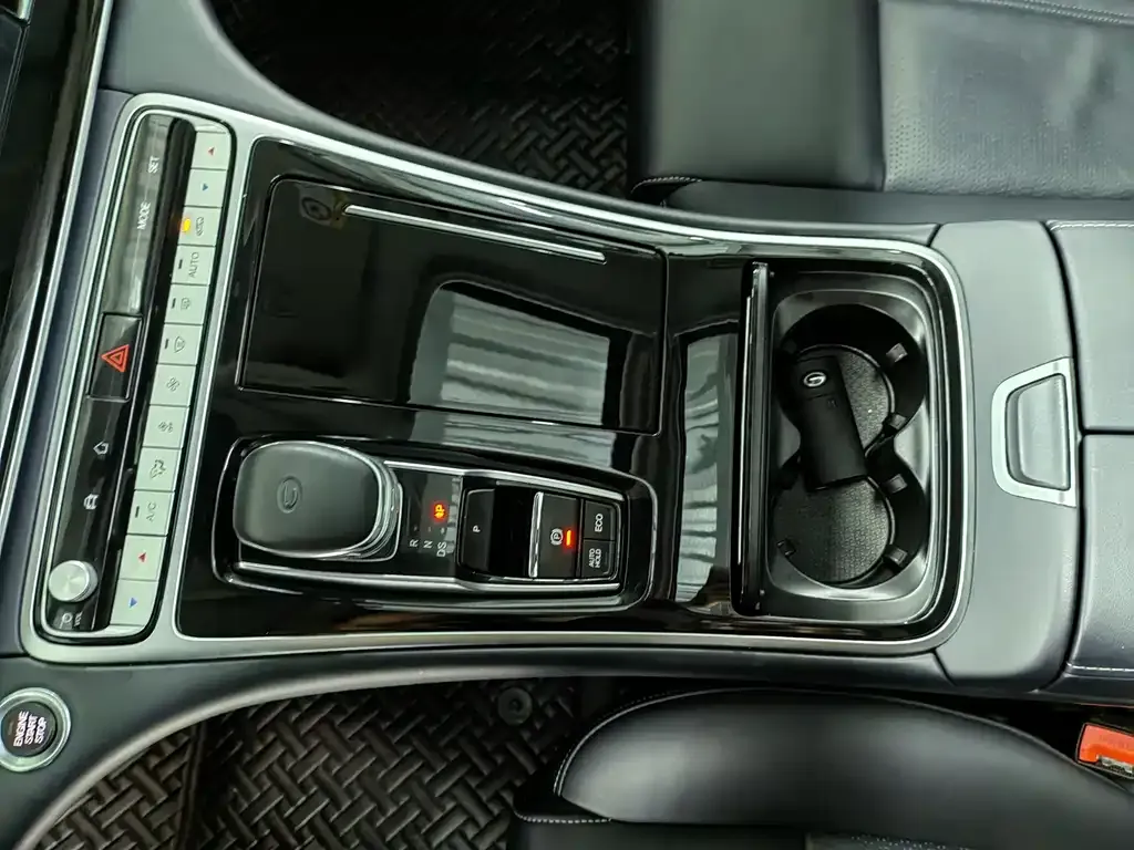GAC Motor Trumpchi M8 — фото 7