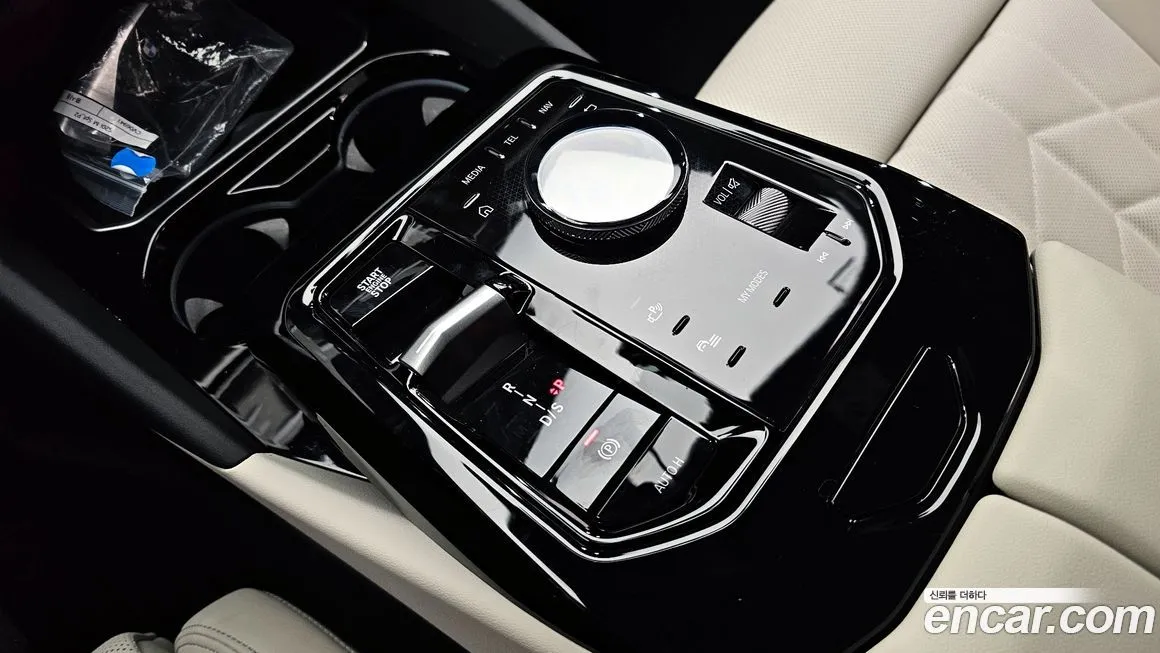BMW 5-Series 2025 из KR, фото 7