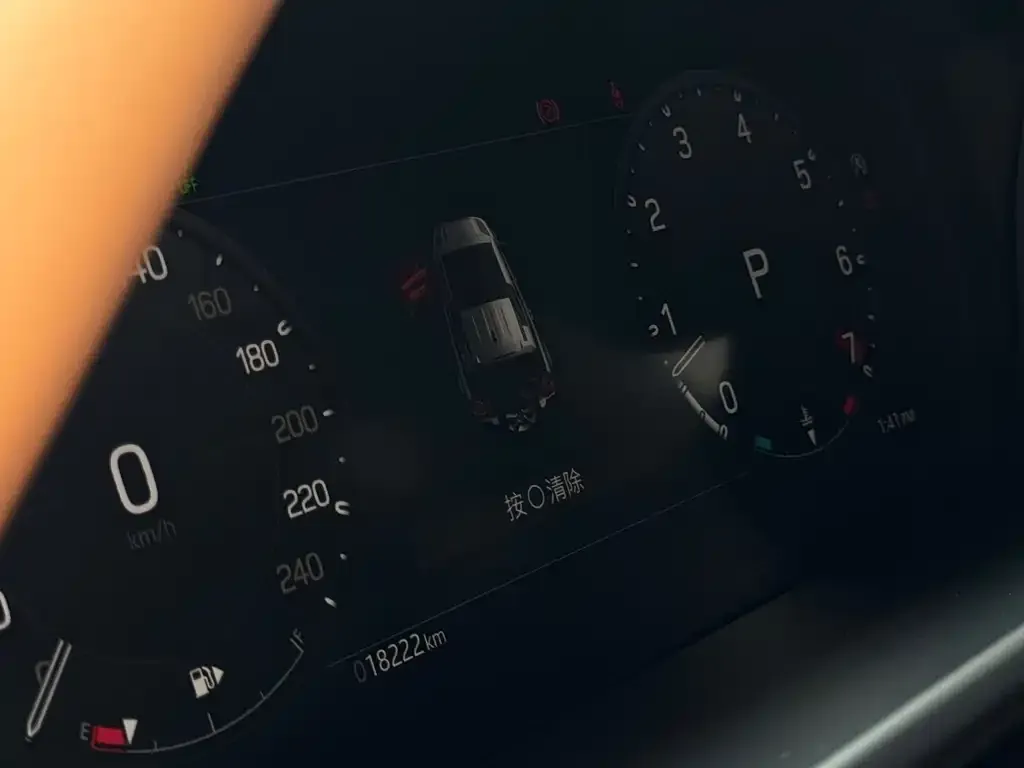 Land Rover Defender 2024 из CN, фото 2