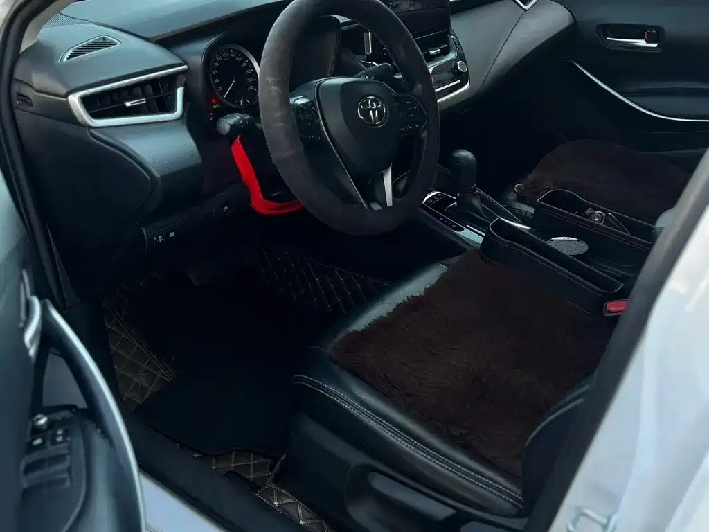 Toyota Corolla 2023 из CN, фото 8