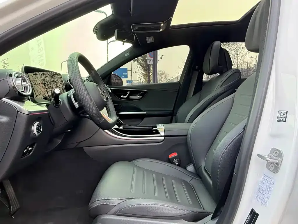 Mercedes-Benz C-Class 2025 из CN, фото 5