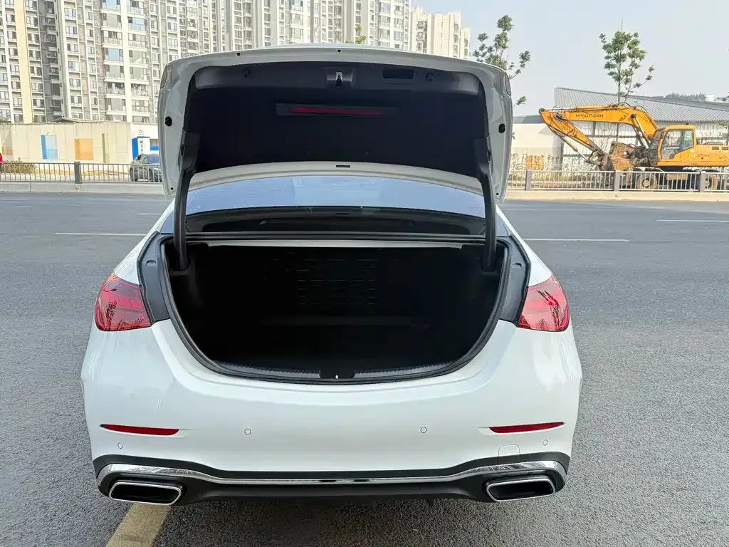 Mercedes-Benz C-Class 2025 из CN, фото 4