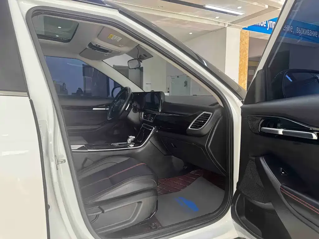 Kia KX3 2022 из CN, фото 8