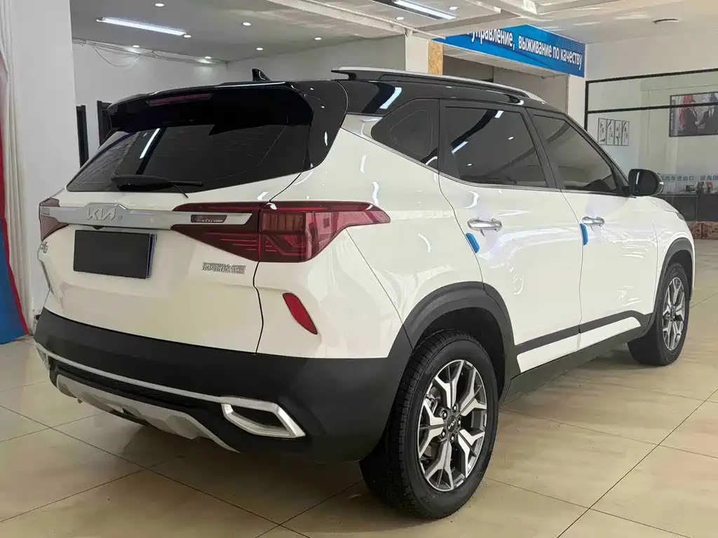 Kia KX3 2022 из CN, фото 5