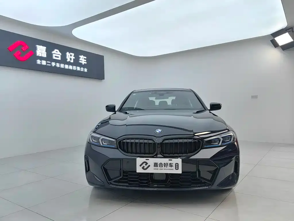BMW 3 Series 2024 из CN, фото 2