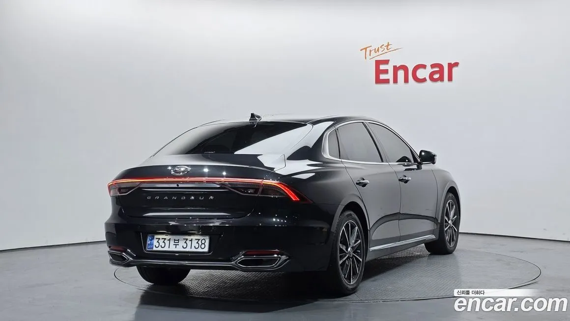 Hyundai Grandeur 2022 из KR, фото 3
