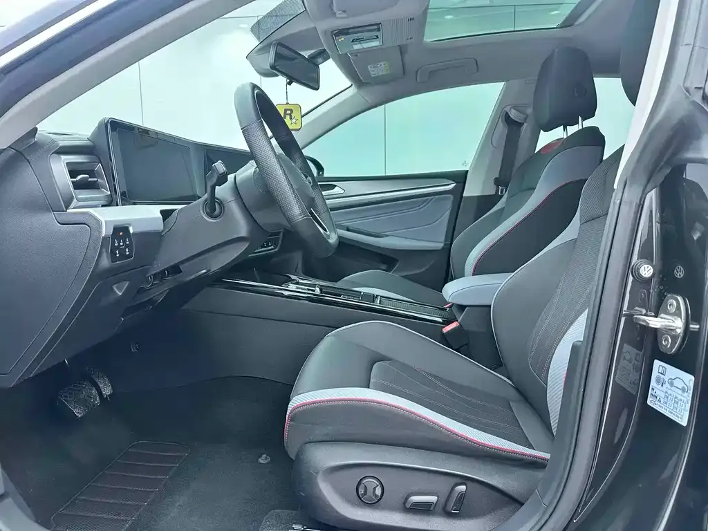 Volkswagen Lamando 2023 из CN, фото 10