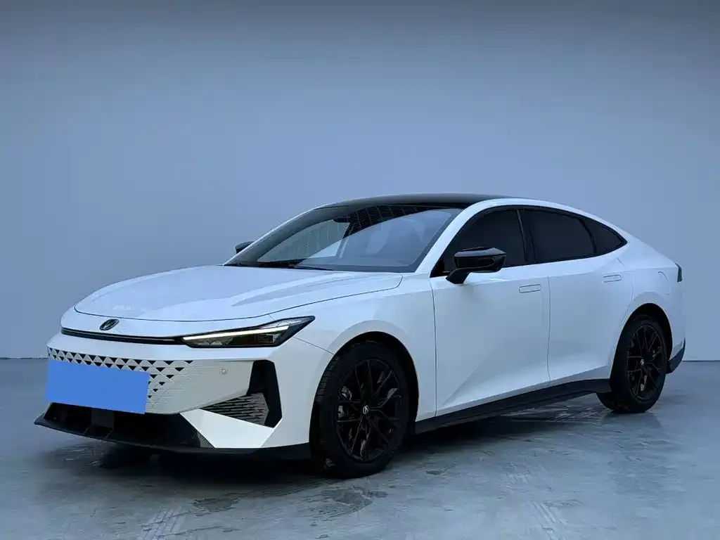 Changan UNI-V 2025 из CN, фото 1
