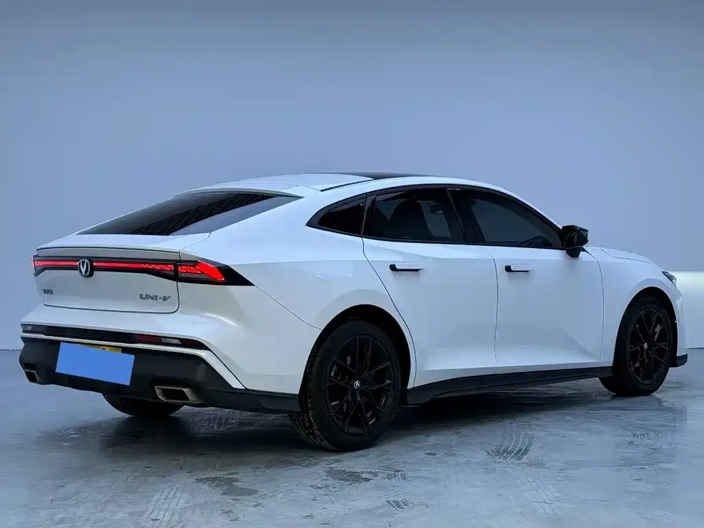 Changan UNI-V 2025 из CN, фото 8