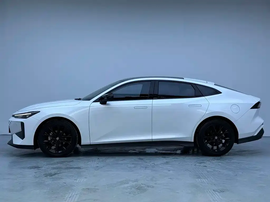 Changan UNI-V 2025 из CN, фото 9