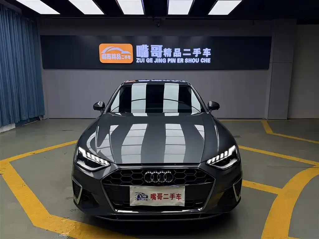 Audi A4L 2022 из CN, фото 7