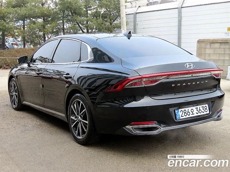 Hyundai Grandeur 2022 из KR, фото 3
