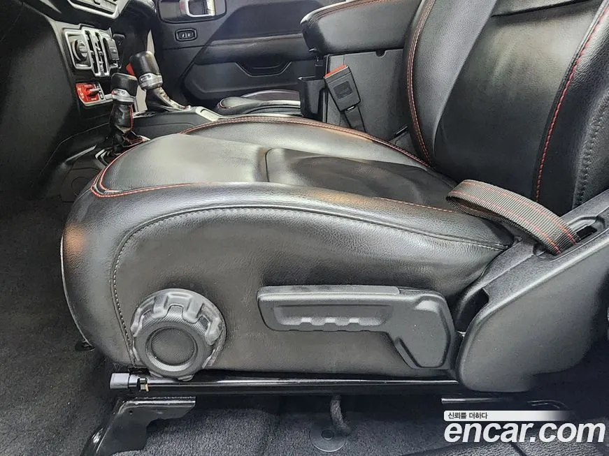Jeep Wrangler 2023 из KR, фото 7