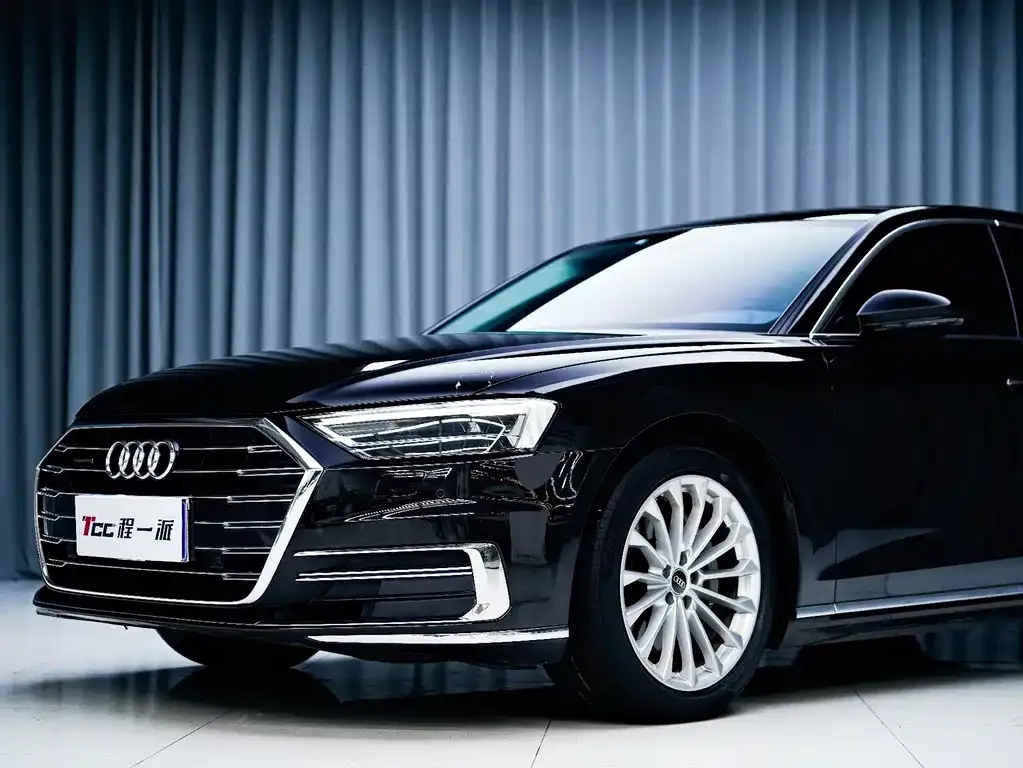 Audi A8 2021 из CN, фото 8