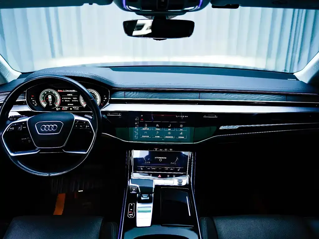 Audi A8 2021 из CN, фото 10