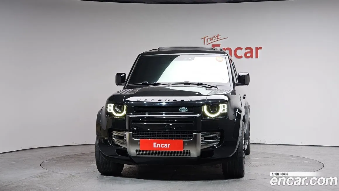 Land Rover Defender 2023 из KR, фото 2
