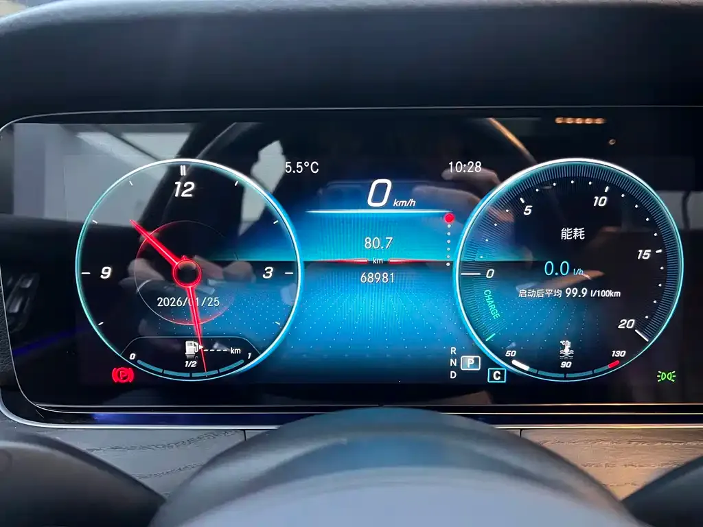 Mercedes-Benz E-Class 2021 из CN, фото 8