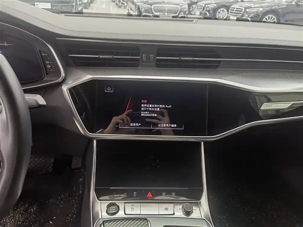 Audi A6L 2024 из CN, фото 10