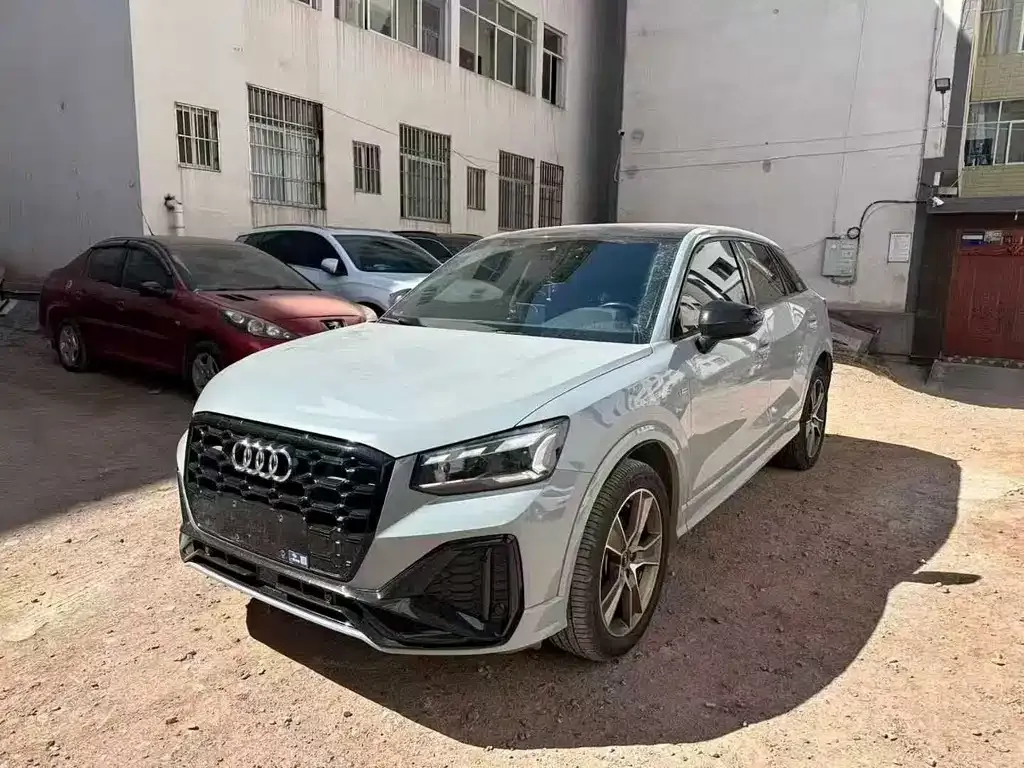 Audi Q2L 2022 из CN, фото 1