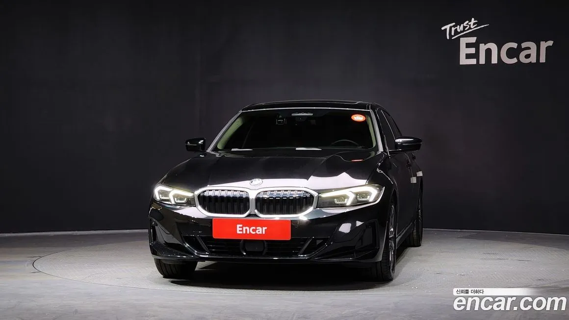 BMW 3-Series 2023 из KR, фото 3
