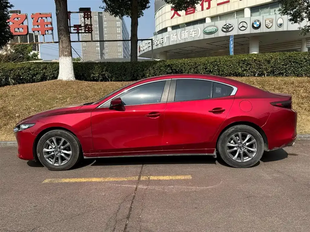 Mazda 3 Axela 2021 из CN, фото 3