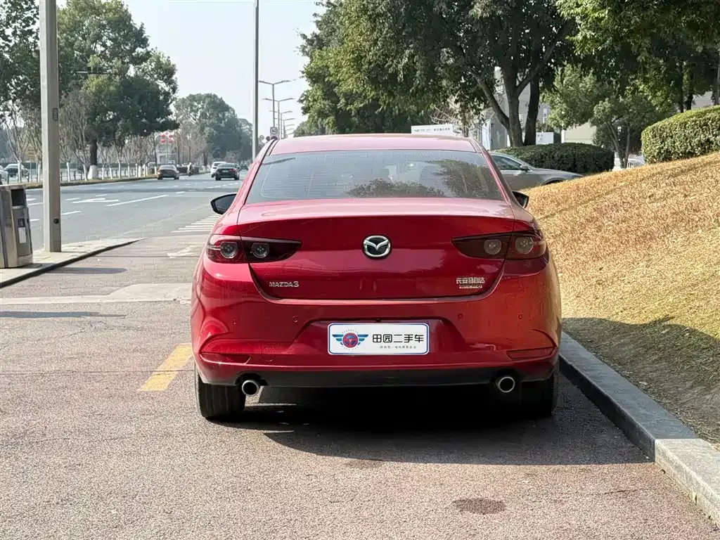 Mazda 3 Axela 2021 из CN, фото 4