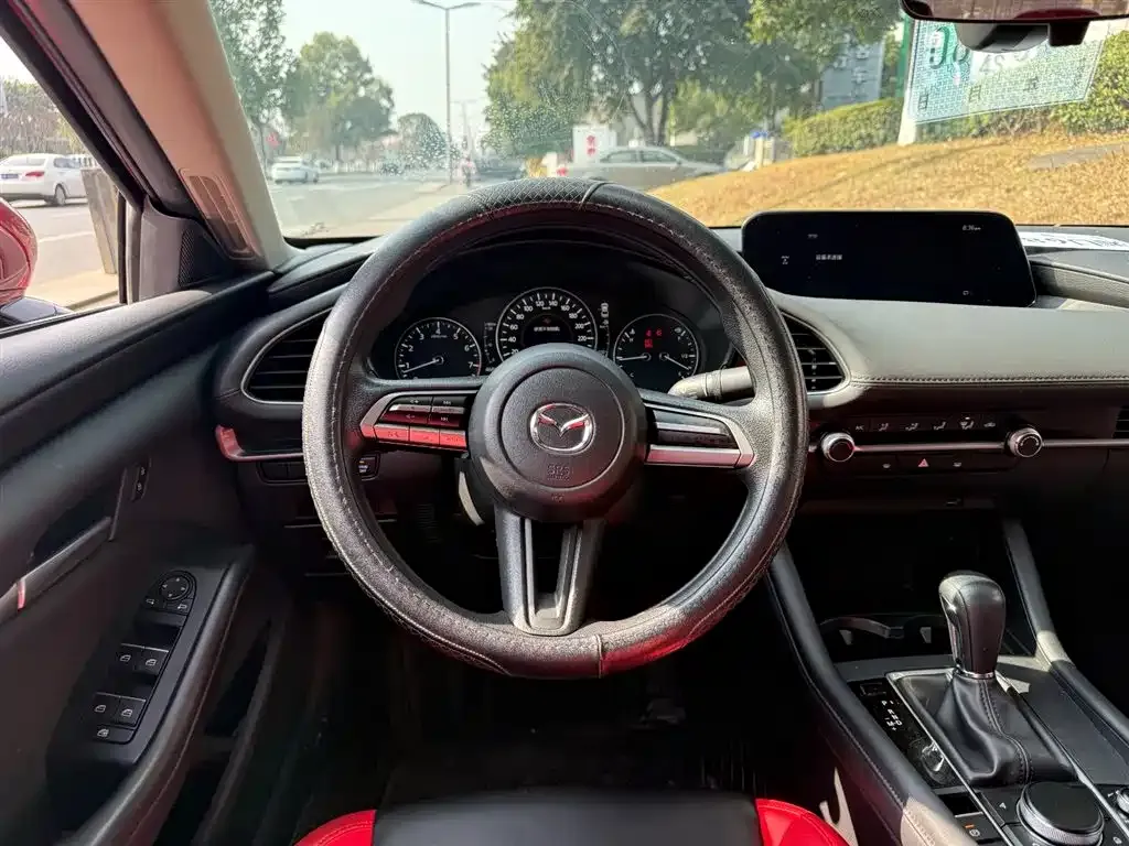 Mazda 3 Axela 2021 из CN, фото 6
