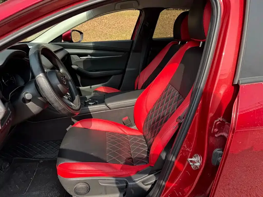 Mazda 3 Axela 2021 из CN, фото 5