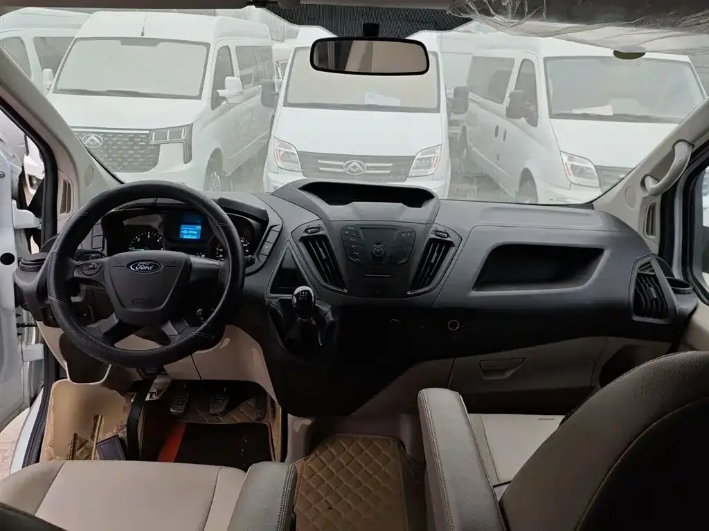 Ford Transit 2023 из CN, фото 10