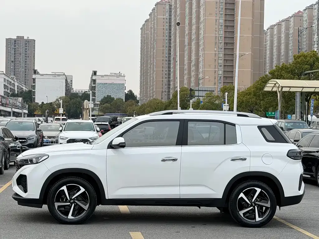 Hyundai ix35 2023 из CN, фото 5