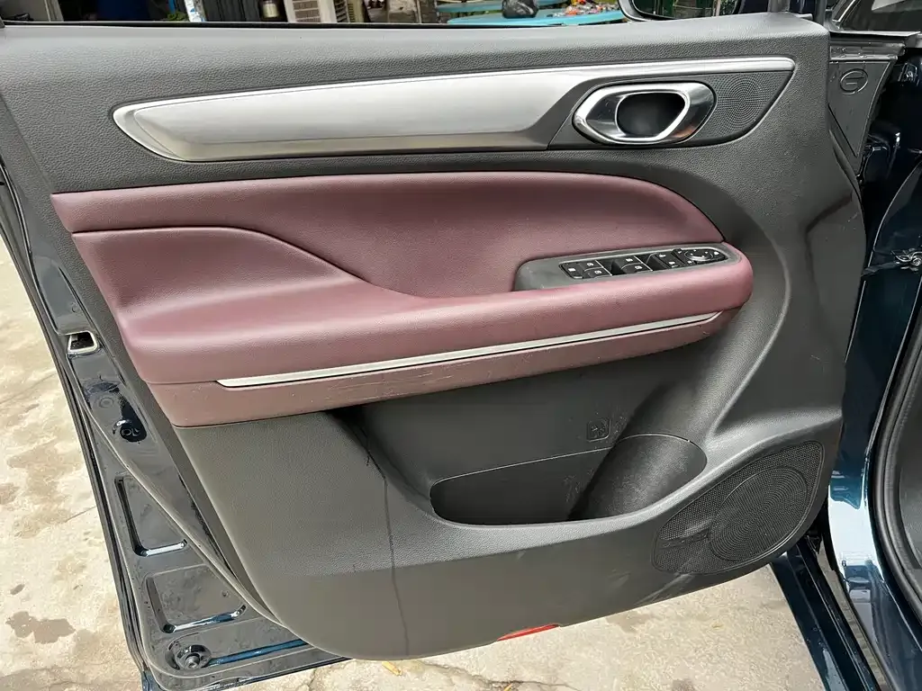 GAC Motor Trumpchi M6 2023 из CN, фото 3