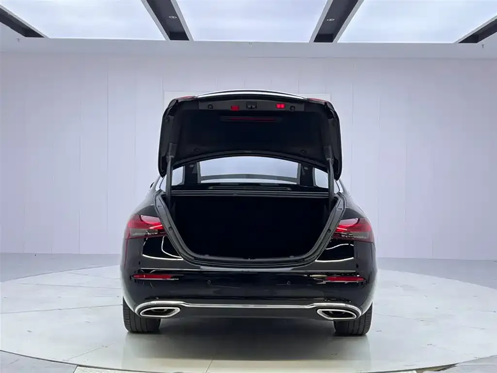 Mercedes-Benz E-Class 2021 из CN, фото 8