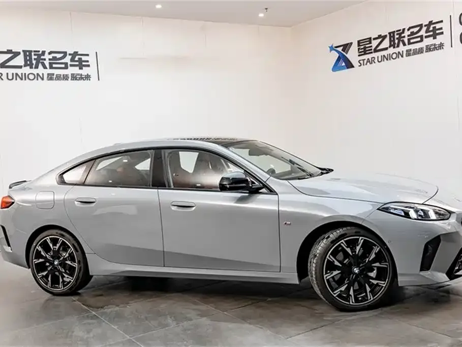 BMW 2 Series 2025 из CN, фото 8